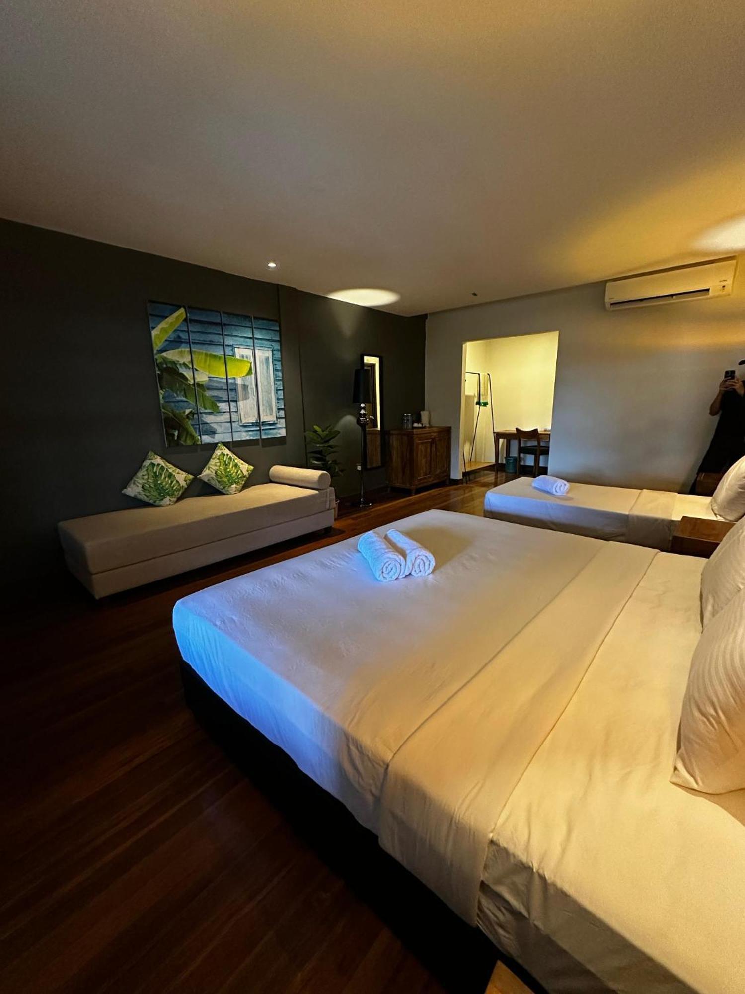 Beach Resort - Arwana Perhentian Besar Kampung Kuala Besut Extérieur photo