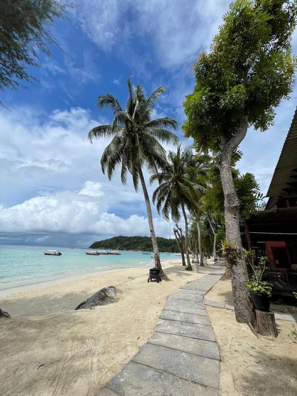Beach Resort - Arwana Perhentian Besar Kampung Kuala Besut Extérieur photo