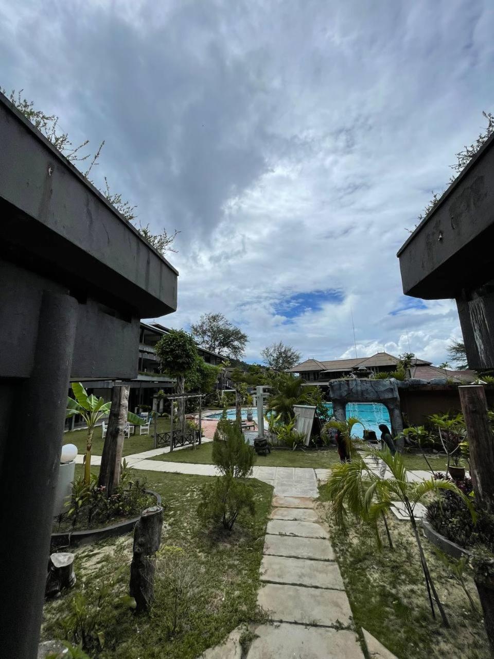 Beach Resort - Arwana Perhentian Besar Kampung Kuala Besut Extérieur photo