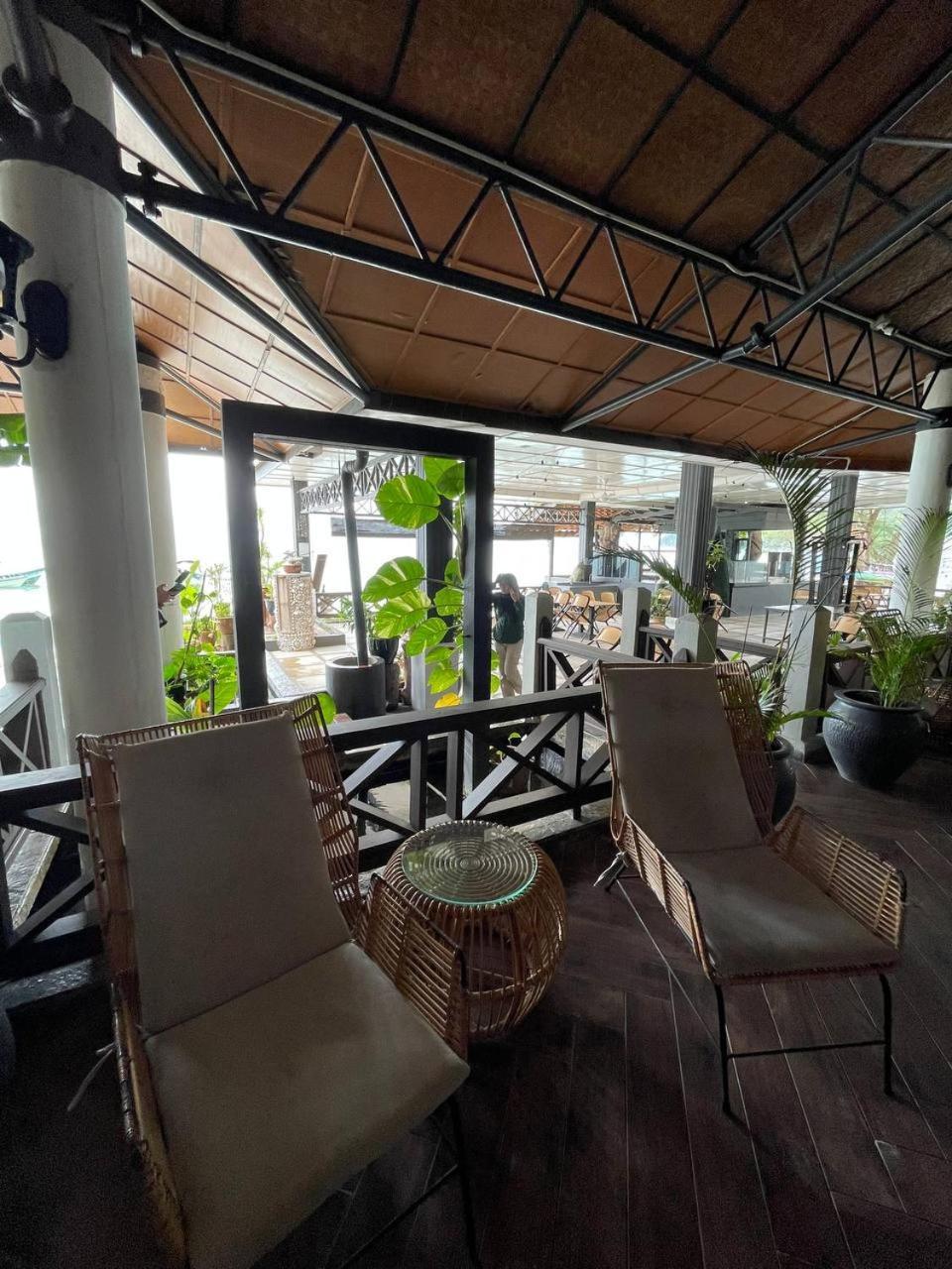 Beach Resort - Arwana Perhentian Besar Kampung Kuala Besut Extérieur photo