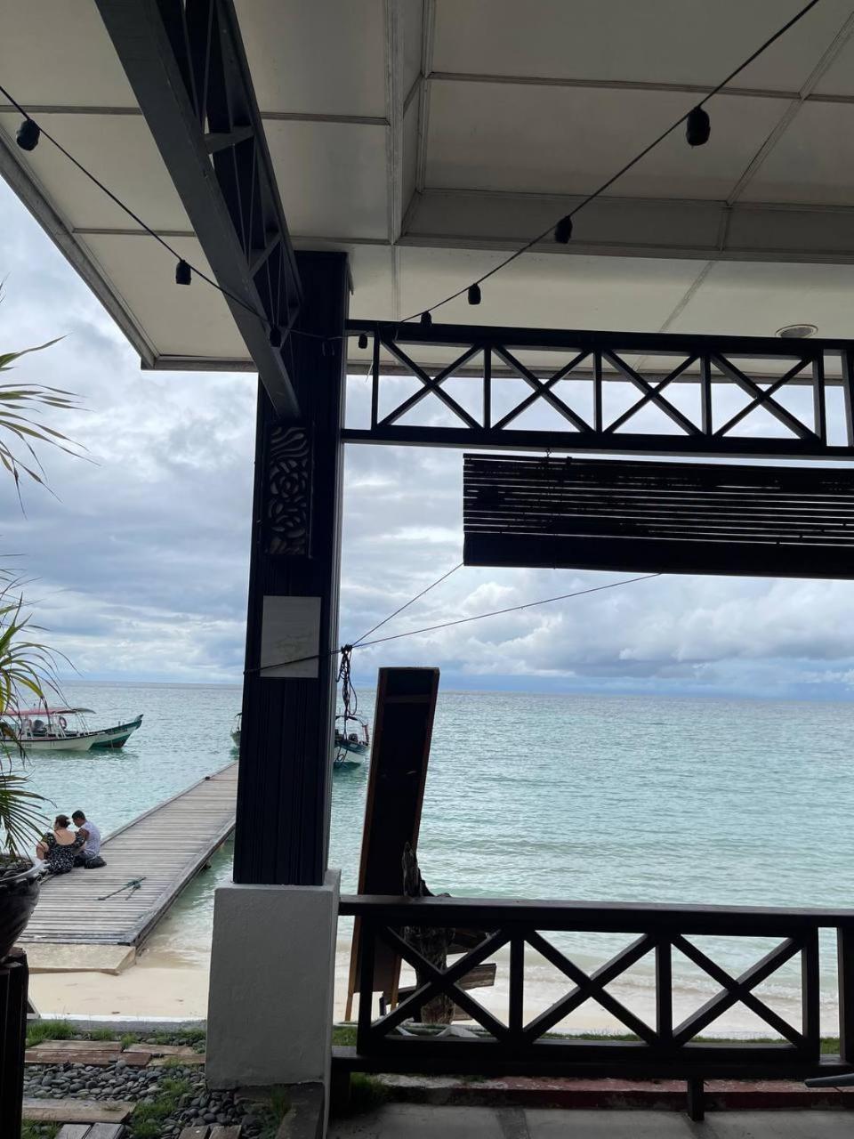 Beach Resort - Arwana Perhentian Besar Kampung Kuala Besut Extérieur photo